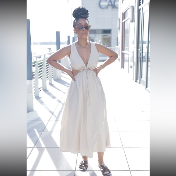 Night is Young | Dress - Picture 7 of 7